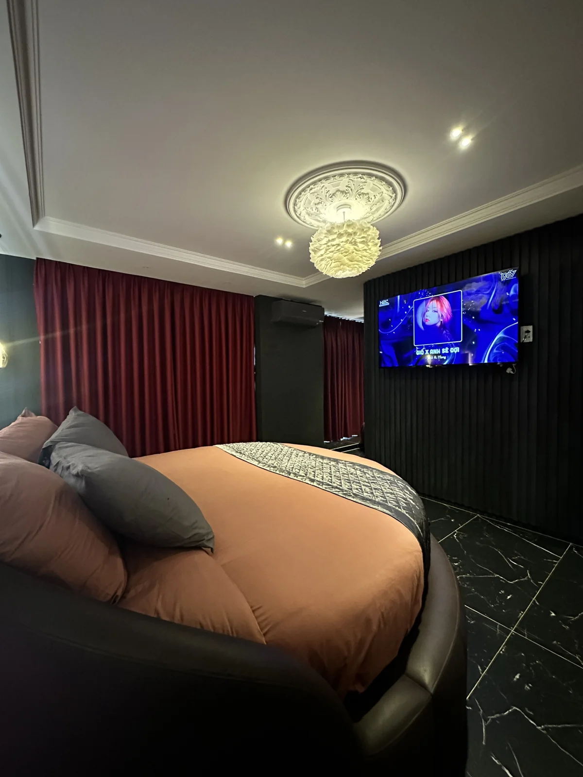 Heaven Room - view 7