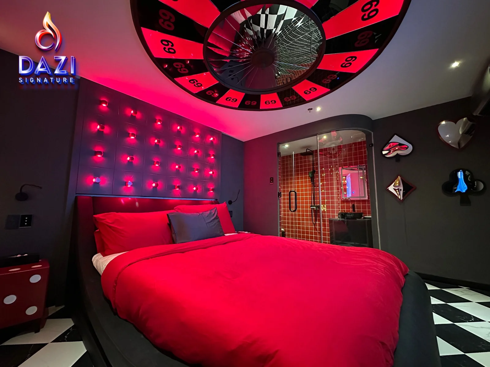 Las Vegas Room - view 9