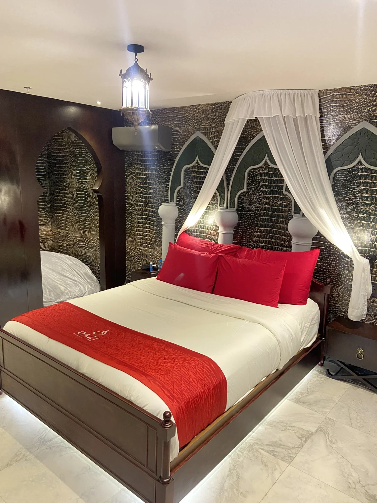 Persian Room - view 8