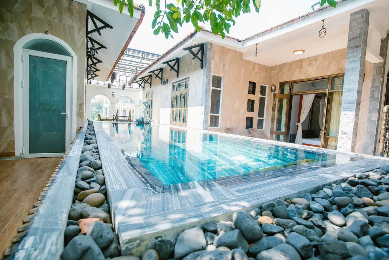 Hồ bơi Dazi Retreat Huế